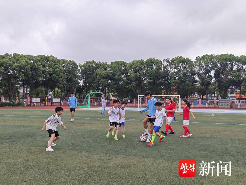 公益赋能体育 助力少年逐梦 —— 2026 “乡村少年追风计划” 资助仪式在扬州暖心启幕